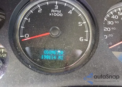 2013 Chevrolet Tahoe Lt z USA, uszkodzony, nr VIN 1GNSCBE07DR347032